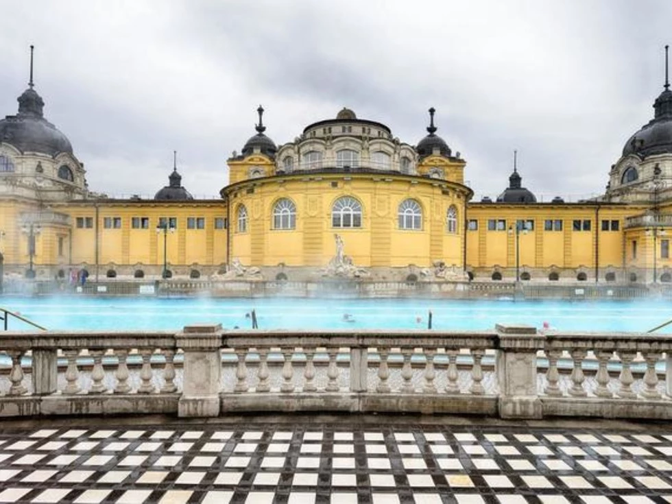 travel program image