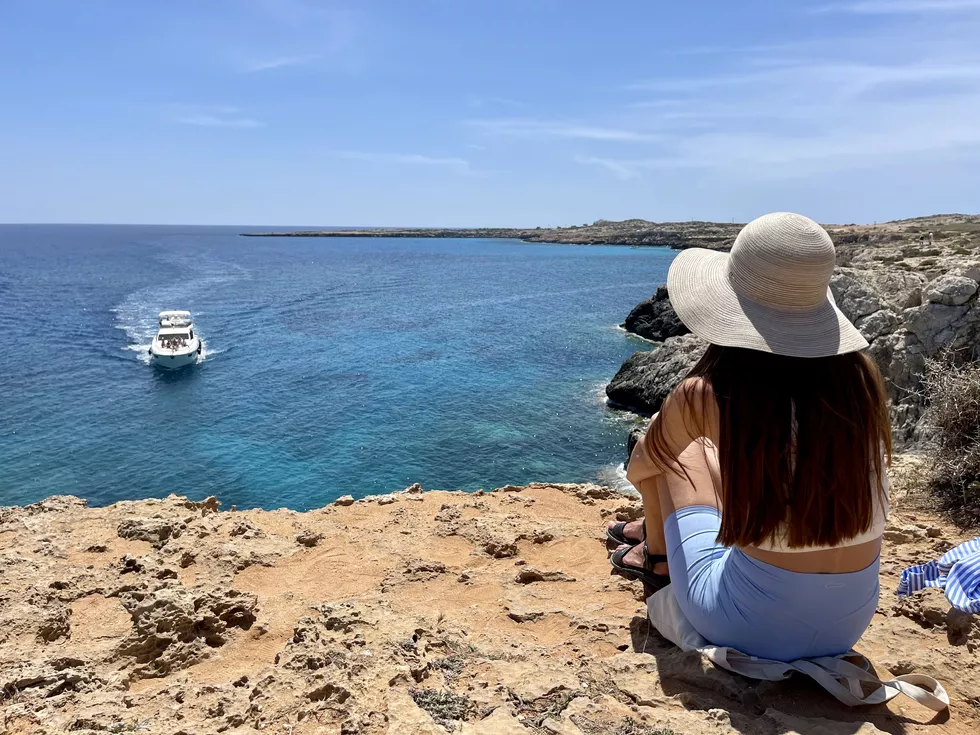 travel program image