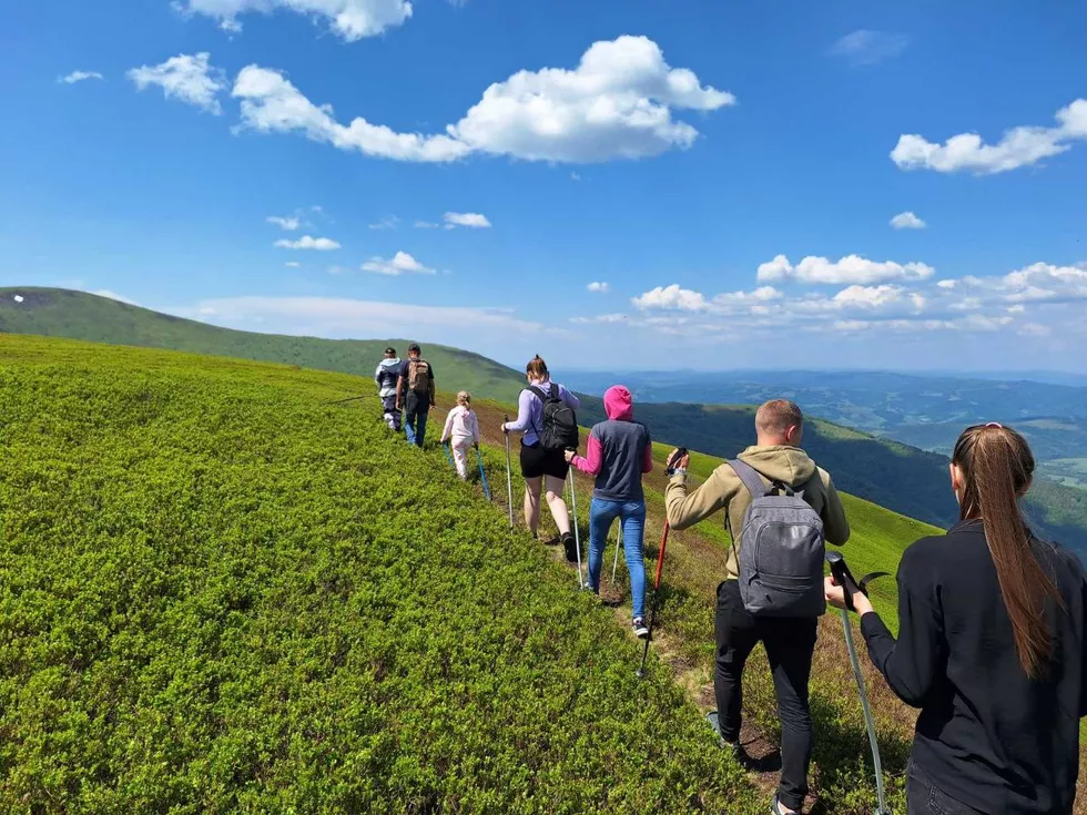 travel program image