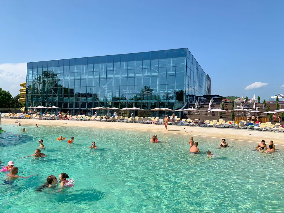 travel program image