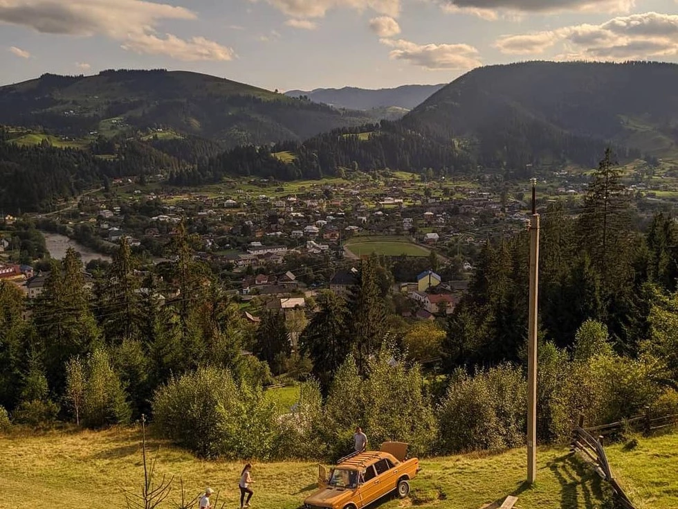 travel program image