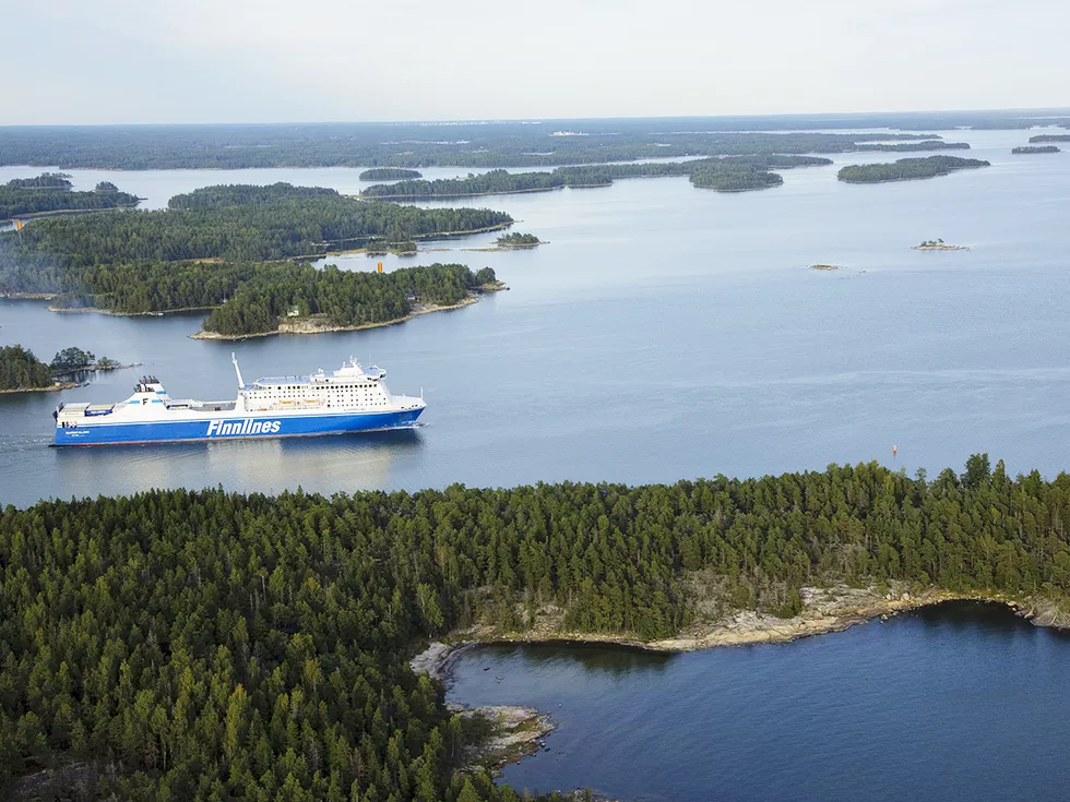 travel program image