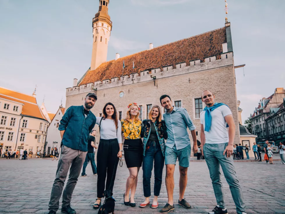 travel program image