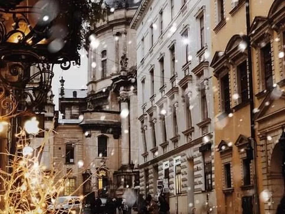 travel program image