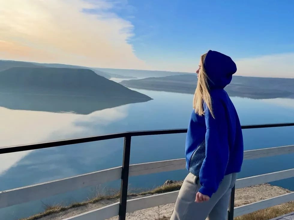 travel program image