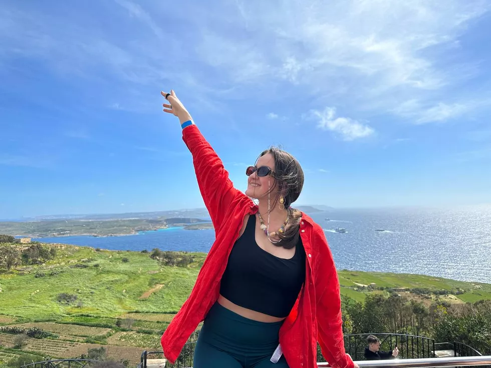 travel program image