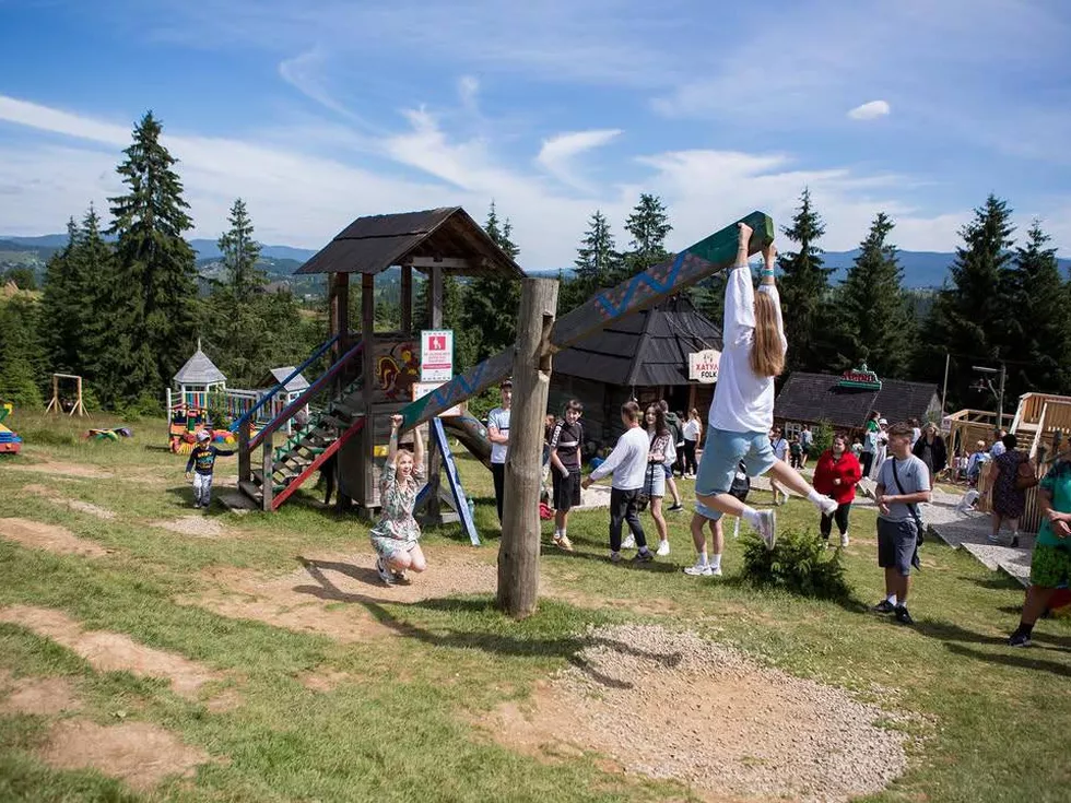 travel program image