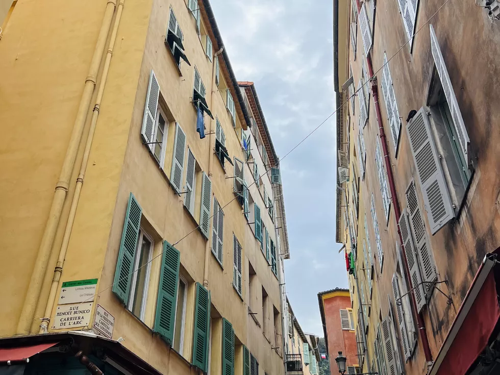 travel program image