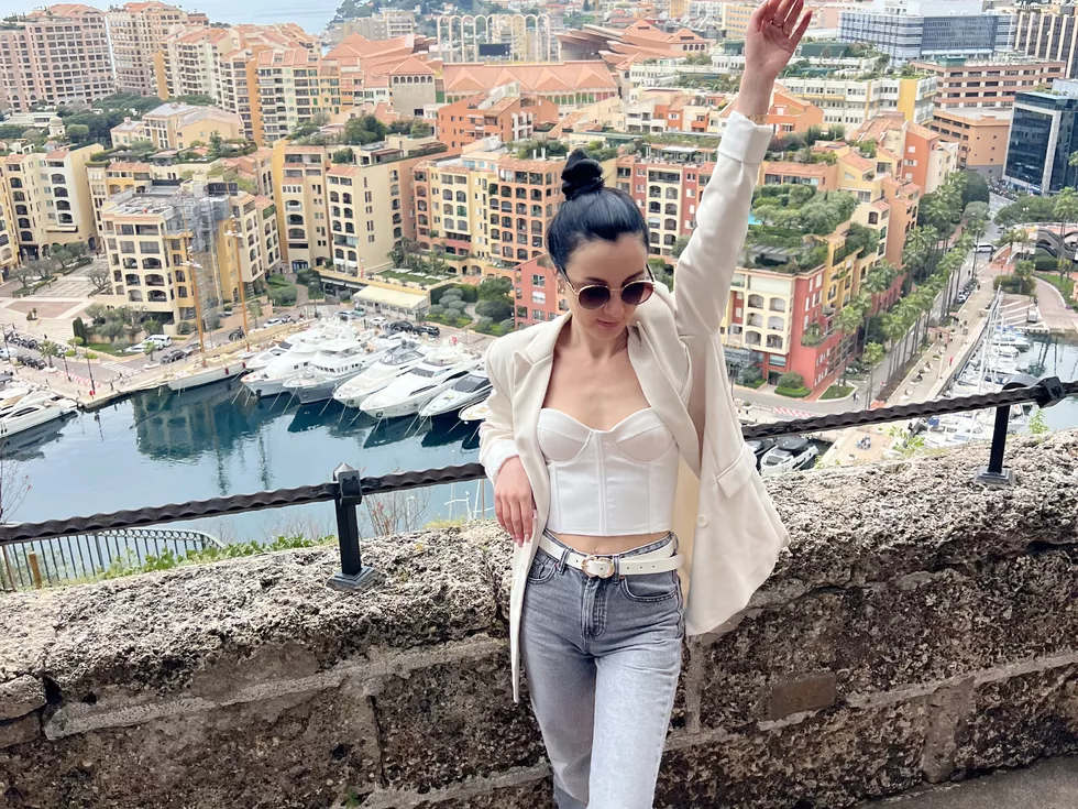 travel program image