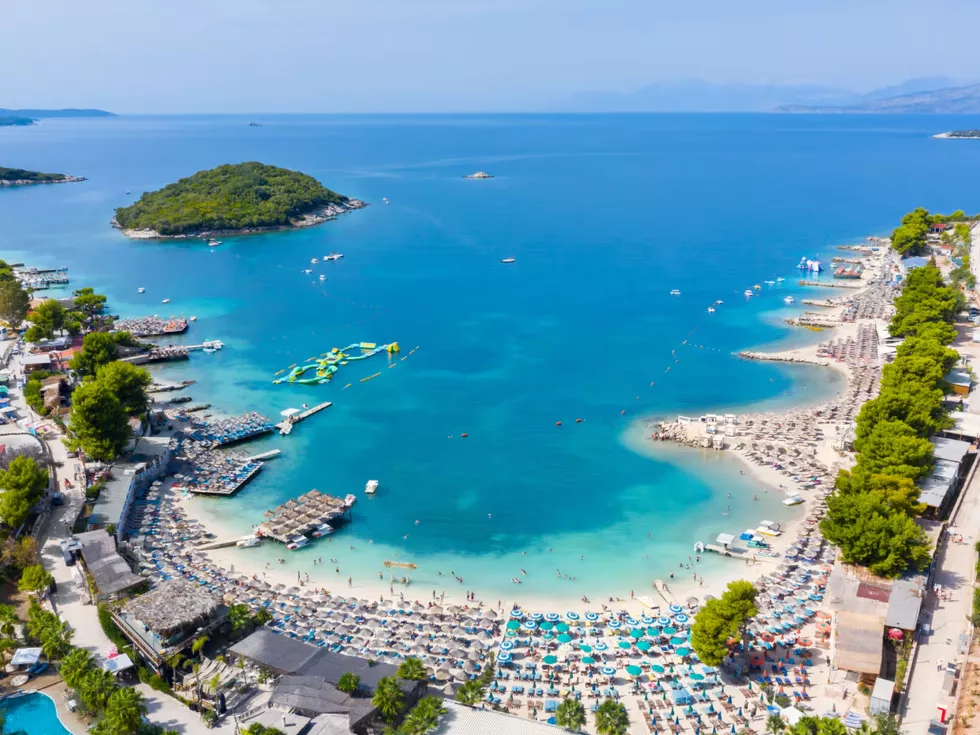 travel program image