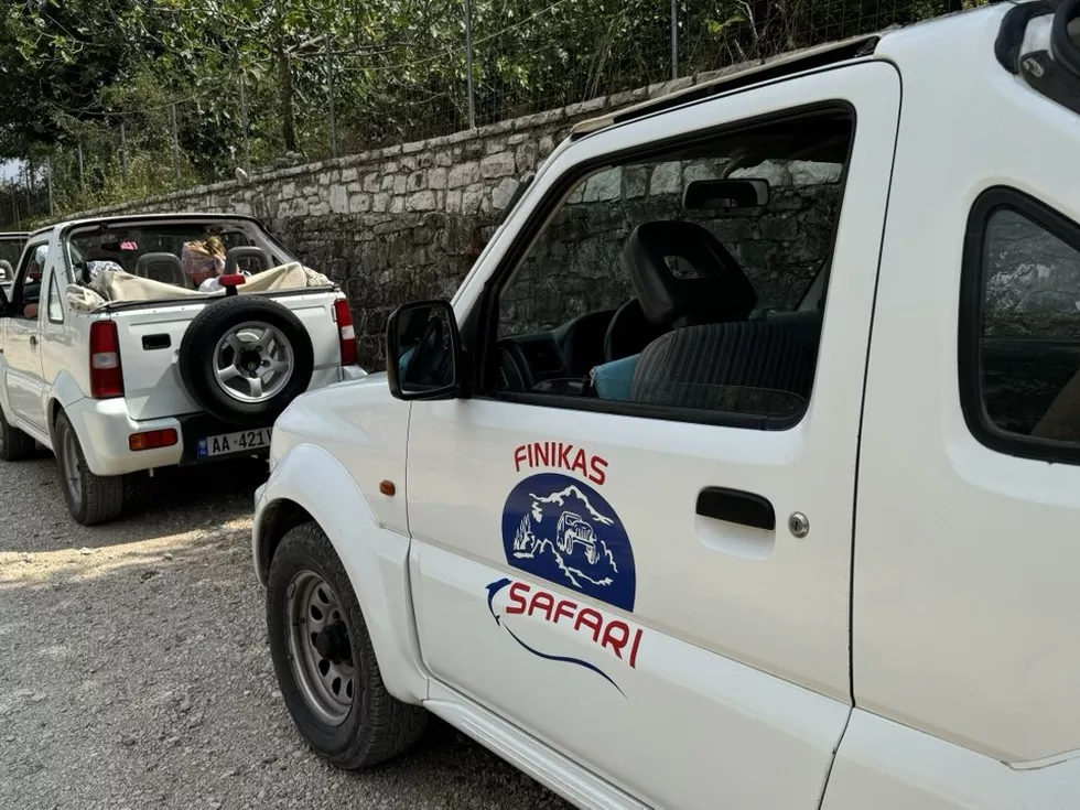 travel program image