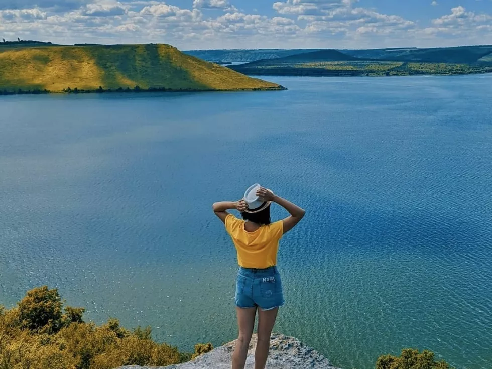 travel program image