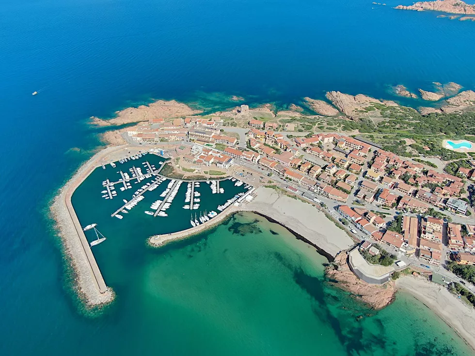 travel program image