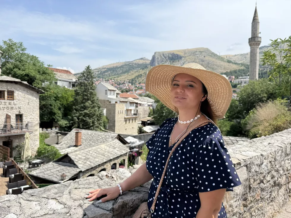 travel program image