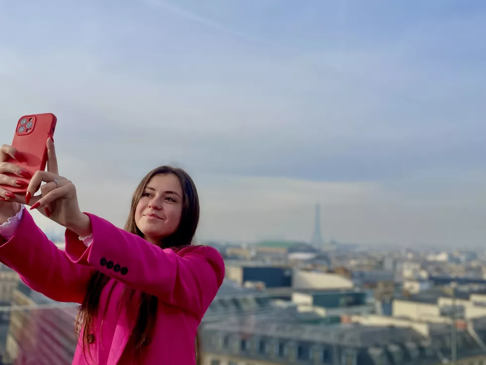 travel program image