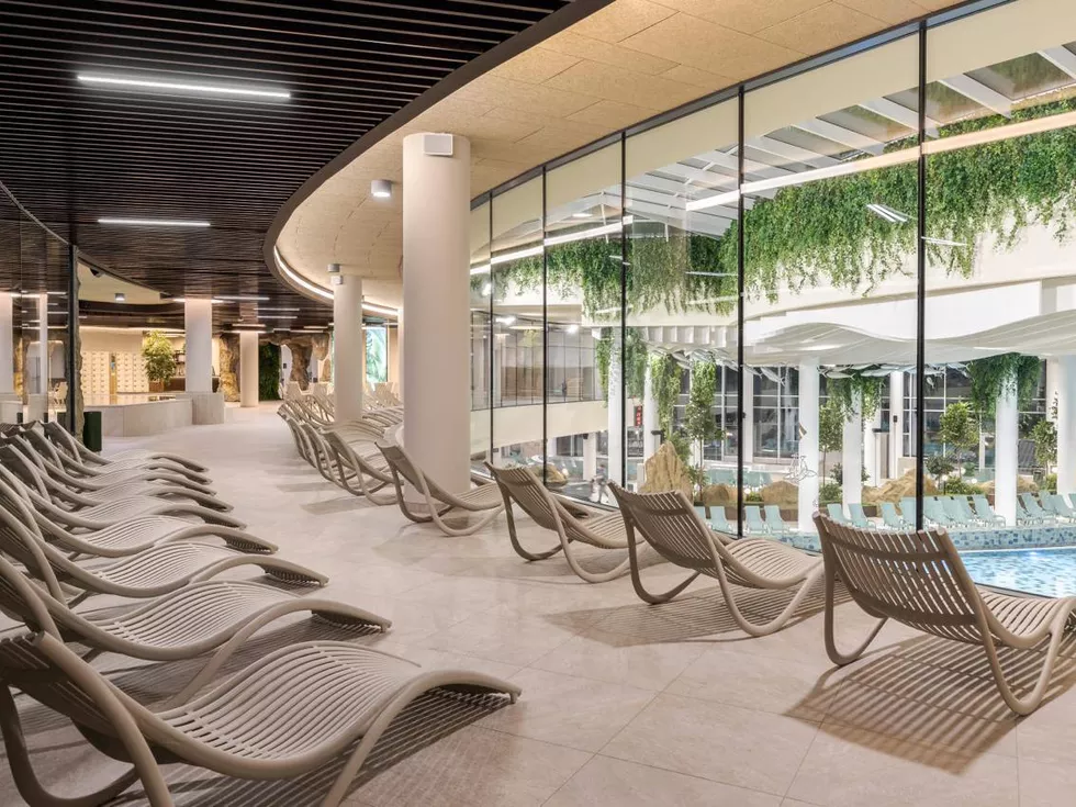 travel program image