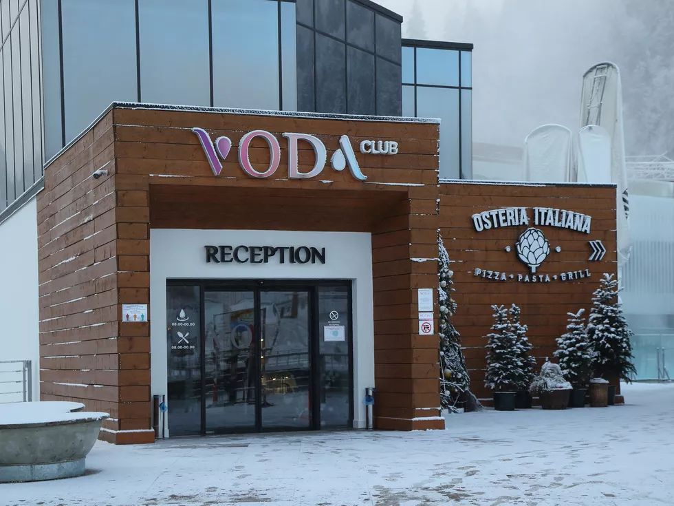 travel program image