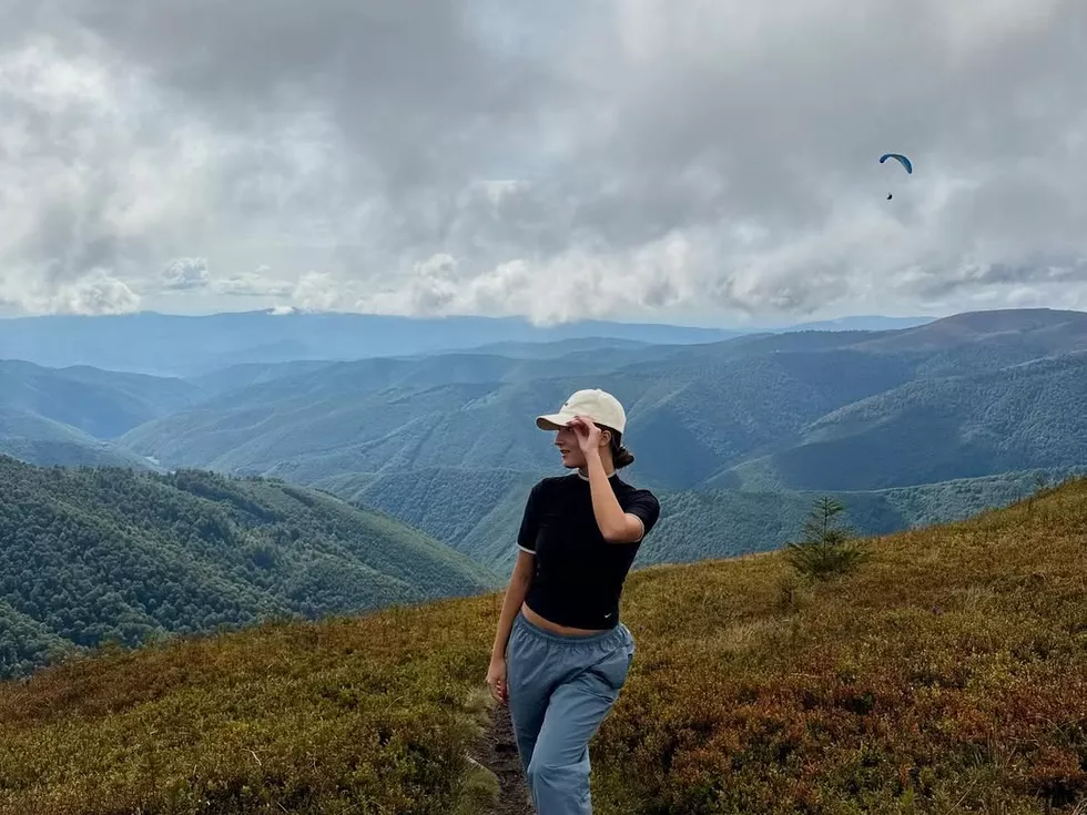 travel program image