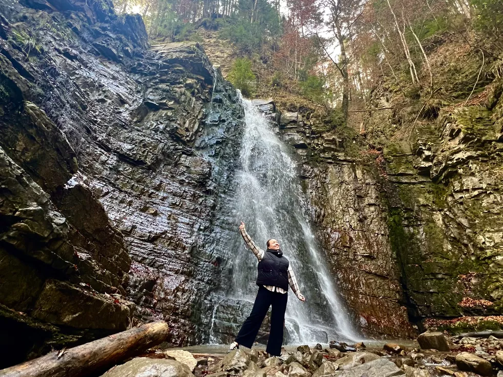 travel program image