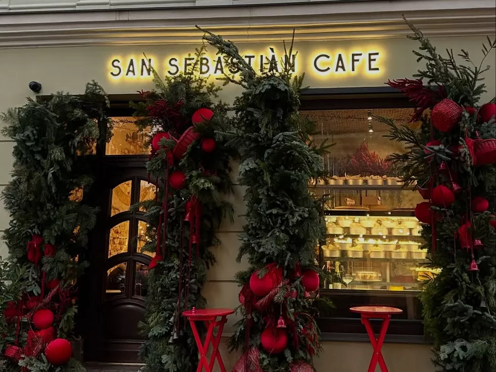 travel program image