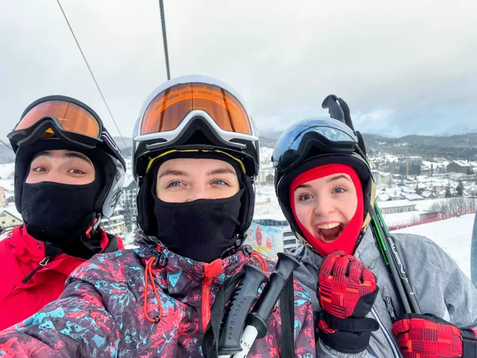 travel program image