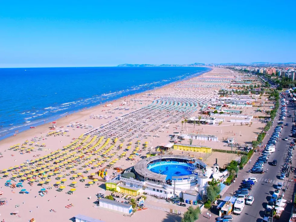 travel program image