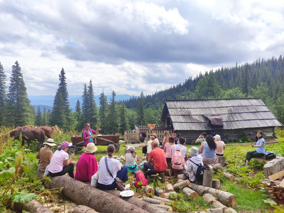 travel program image