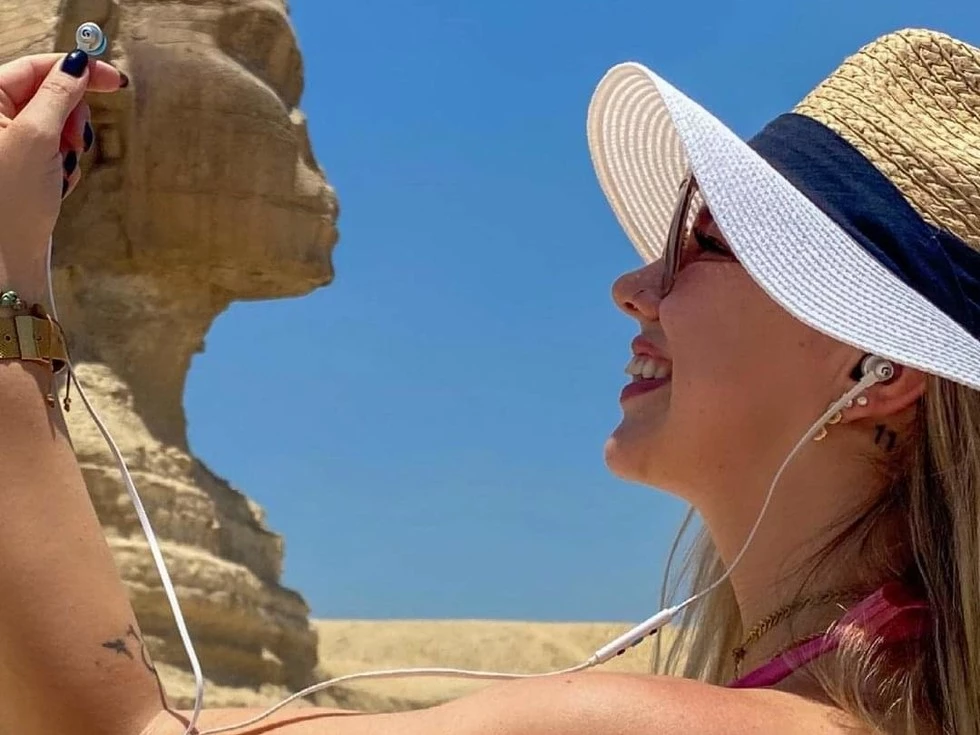 travel program image