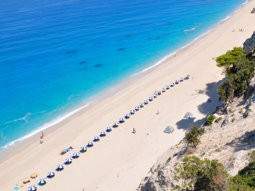 travel program image