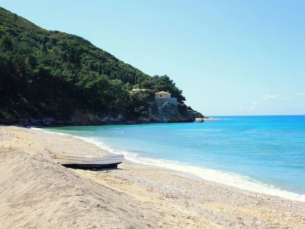 travel program image