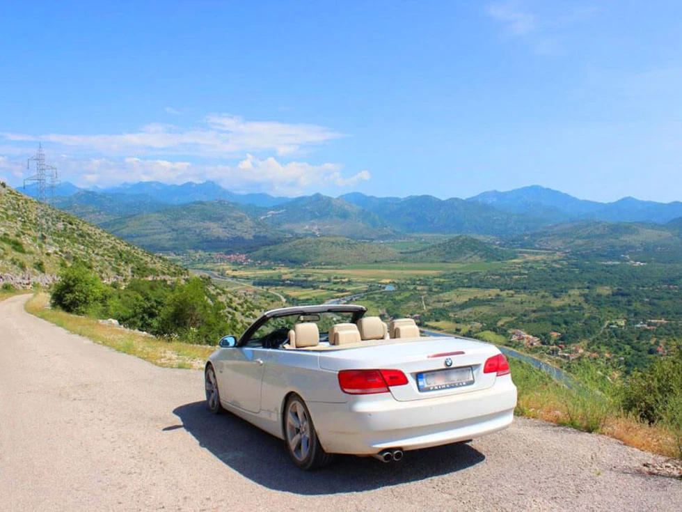 travel program image