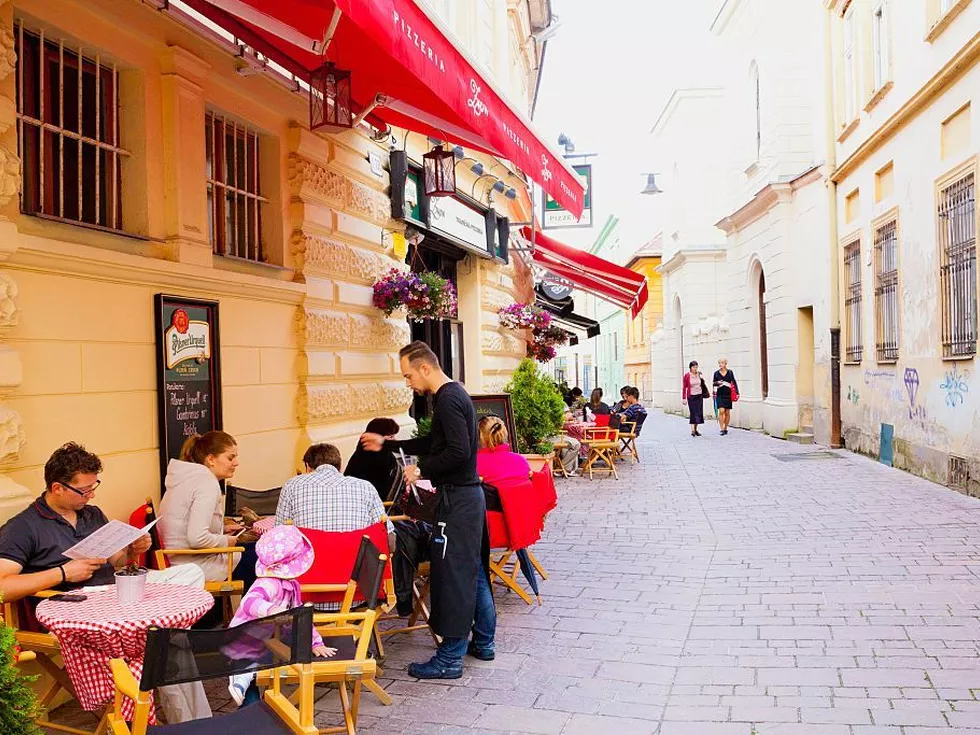 travel program image