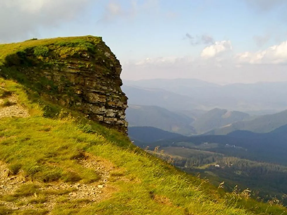 travel program image