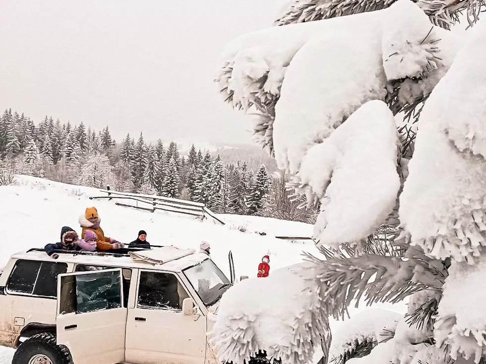 travel program image