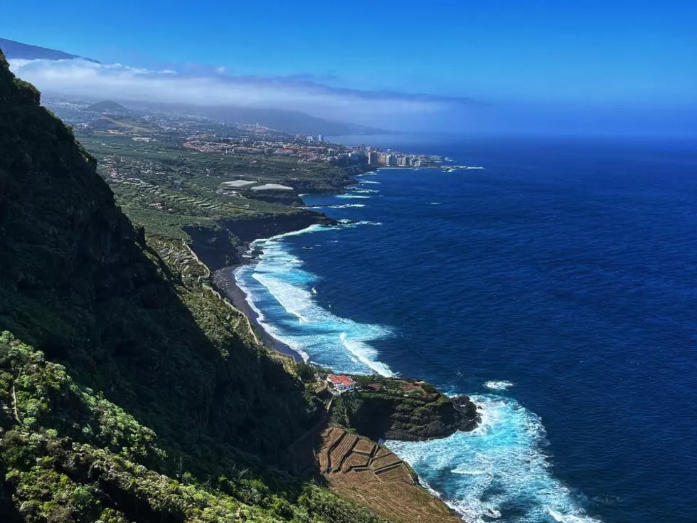 travel program image