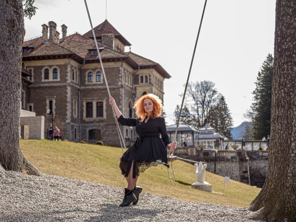 travel program image