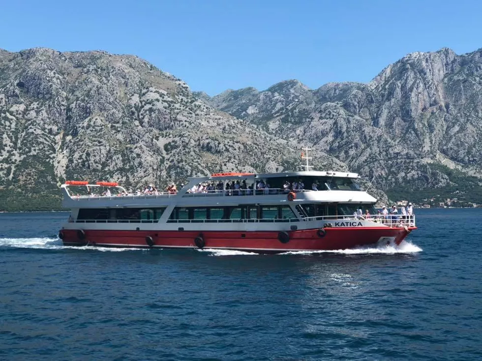 travel program image