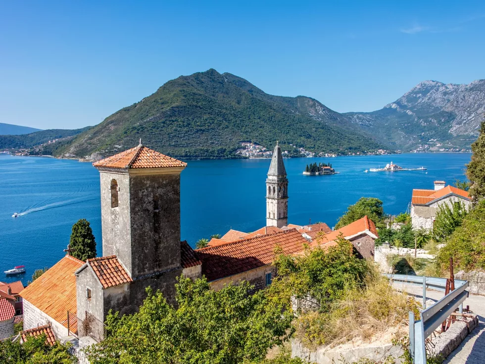 travel program image