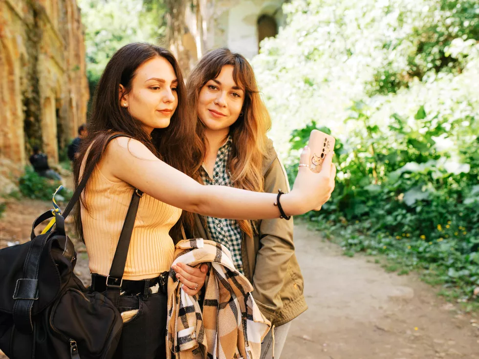 travel program image