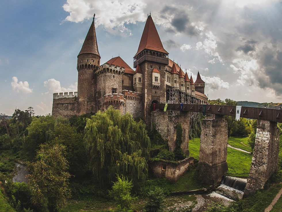 travel program image