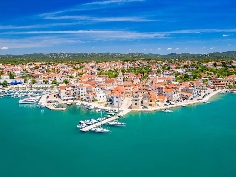 travel program image