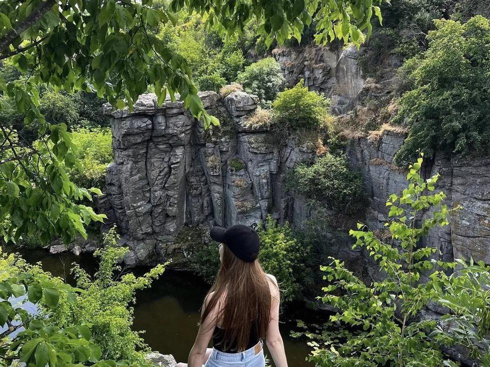 travel program image