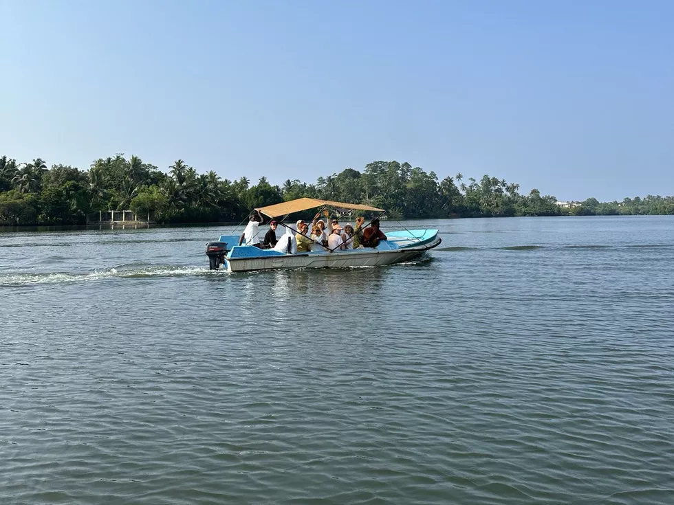 travel program image