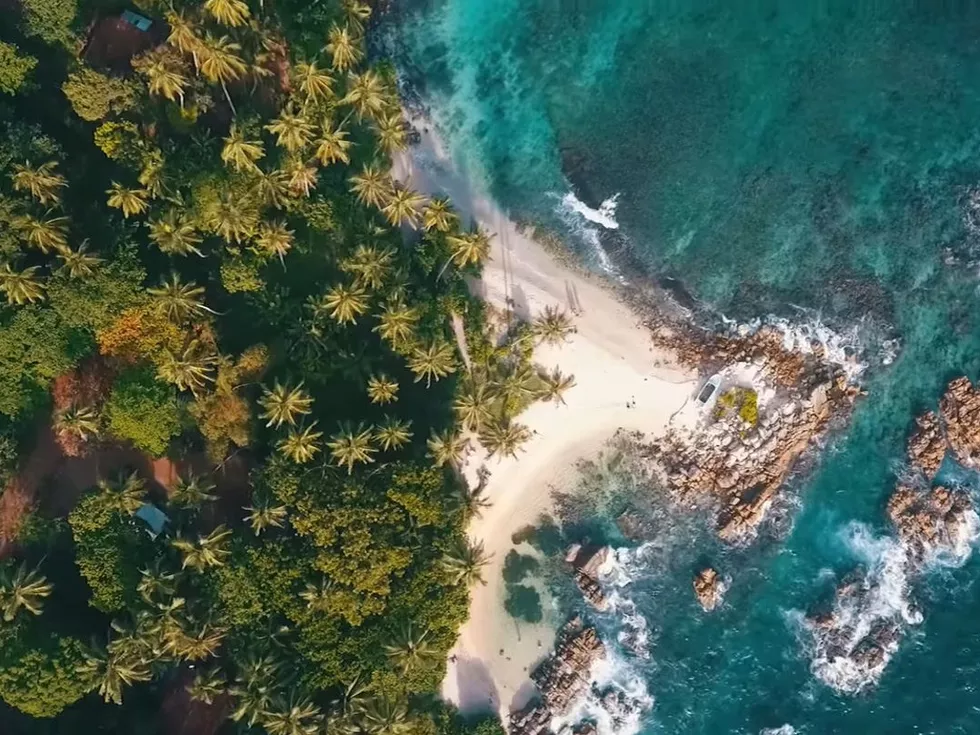 travel program image