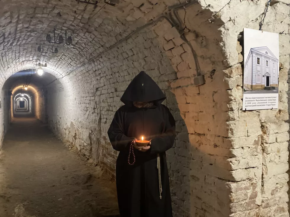 travel program image